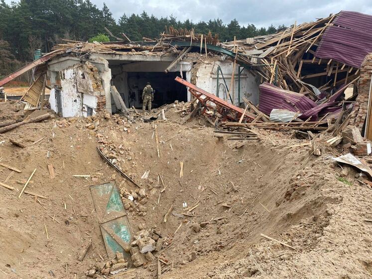 Оккупанты сбросили бомбу на приграничное село в Черниговской области &ndash; ОК "Север"