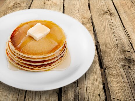 Эти панкейки можно есть тем, кто на правильном питании или безглютеновой диете. Простой рецепт из доступных продуктов