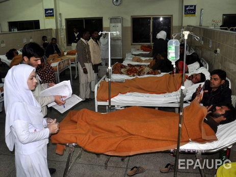 Число жертв отравления алкоголем в Пакистане возросло до 34-х