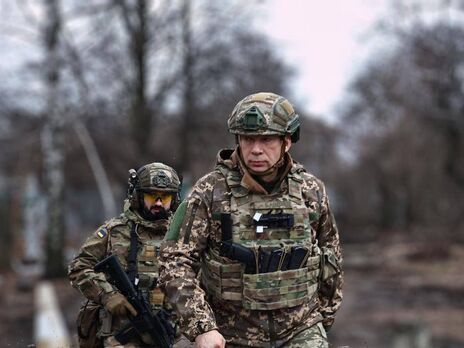 Сырский о защитниках Бахмута: Именно благодаря их самоотверженности и профессионализму Бахмут держится