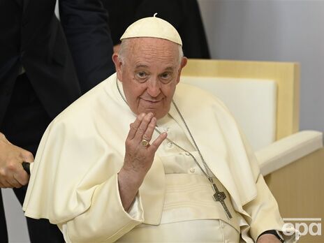 Пока все мирные намерения папы римского ограничиваются молитвами за мир вдалеке от Украины. Вряд ли он таким образом добьется успеха