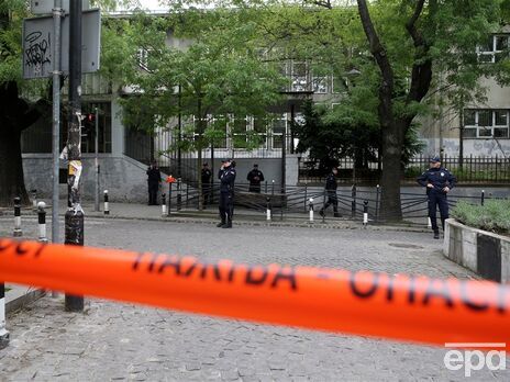 В столице Сербии семиклассник убил в школе девять человек. В полиции сказали, что нападение планировалось месяц