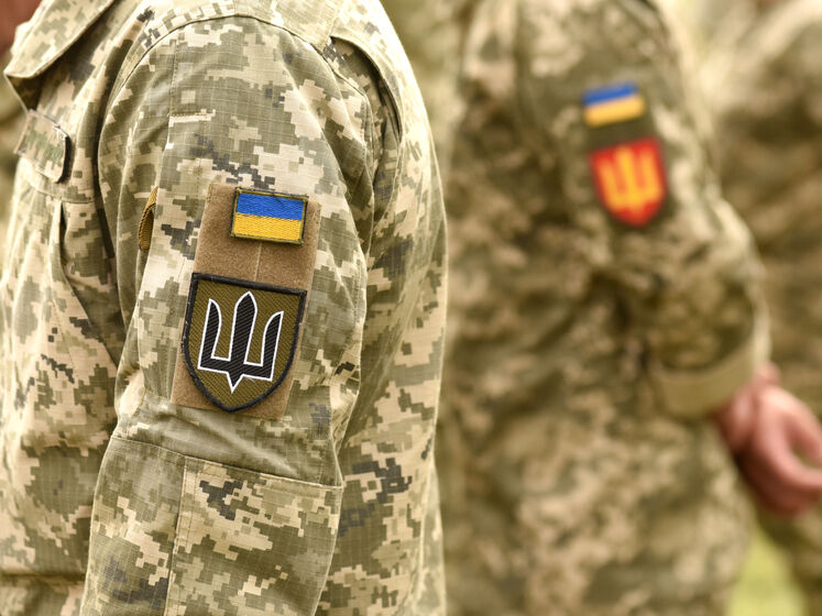 Щорічну виплату ветеранам до 5 травня в Україні перенесли. Хто і коли її зможе отримати