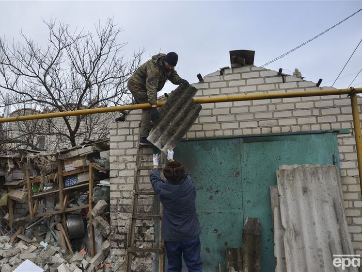 Зеленский подписал закон об освобождении от налога на недвижимость владельцев жилья, разрушенного оккупантами
