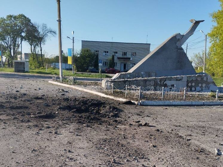 Оккупанты обстреляли прифронтовые районы Харьковской области, повреждены жилые дома – ОВА