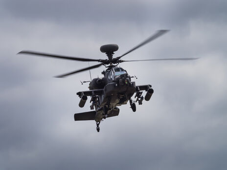 США предоставят Польше восемь вертолетов Apache