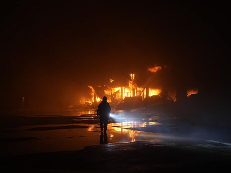 В Одеському районі внаслідок влучання ракети поранено трьох людей, ще одну шукають – РВА