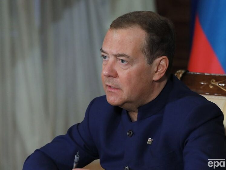 Яценюк об угрозах Медведева: Мозг у него усох полностью. У него такая субстанция, как мозги, стала отсутствовать. Либо пропил, либо что произошло