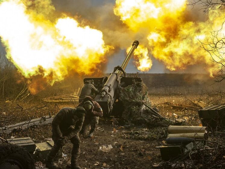 "Двумя выстрелами". Сырский показал, как украинская артиллерия уничтожает оккупантов в Бахмуте. Видео