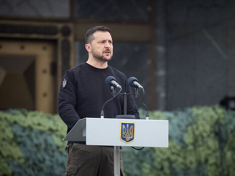 Зеленський про переговори з Путіним: Ну про що з ним говорити? Із ким говорити? Він нічого не хоче