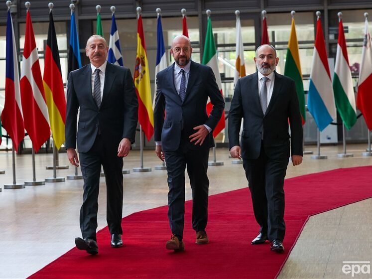 Алієв і Пашинян зустрілися в Європі для врегулювання конфлікту на вірменсько-азербайджанському кордоні