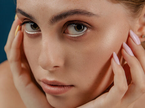 Эти привычки травмируют ресницы. Названы пять действий, которых необходимо избегать