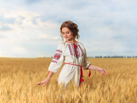 Українська вишиванка. Символіка кольору