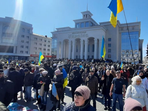 Дневник оккупации херсонца Клочко: Массовые протесты в городе подавлены. Но сопротивление продолжается и набирает обороты