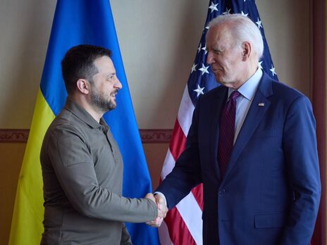 Зеленський зустрівся з Байденом на саміті G7. США оголосили про новий пакет військової допомоги Україні на $375 млн