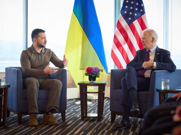 Зеленский и Байден обсудили военную помощь, обучение пилотов и членство Украины в НАТО