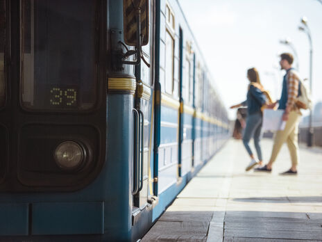 Украинцы спорят из-за петиции о женских и мужских вагонах в поездах 