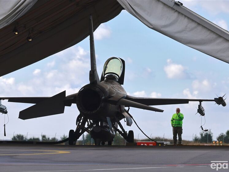 Український льотчик про плани передання ЗСУ винищувачів F-16: Чорноморський флот РФ дуже напружиться