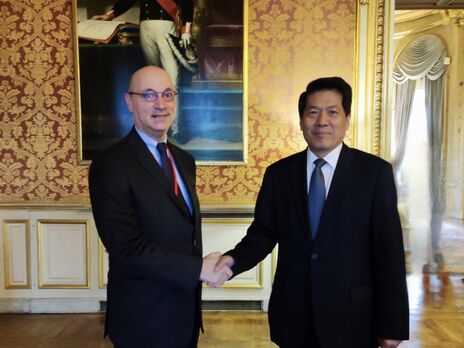 Спецпредставник Китаю говорив у Парижі про врегулювання 