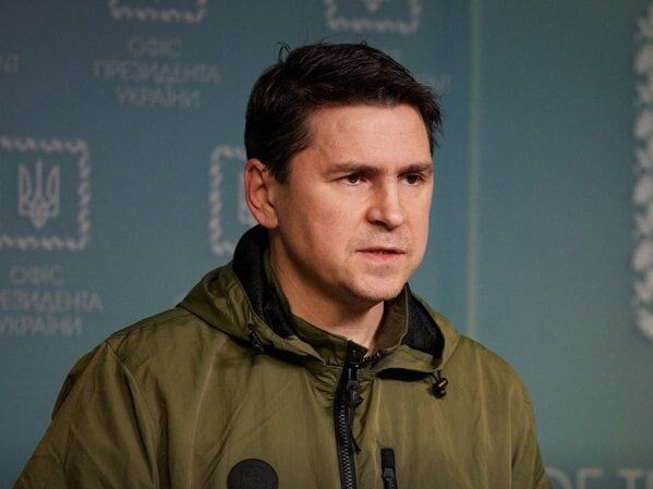 Подоляк розповів про пріоритети України після "зеленого світла по F-16"