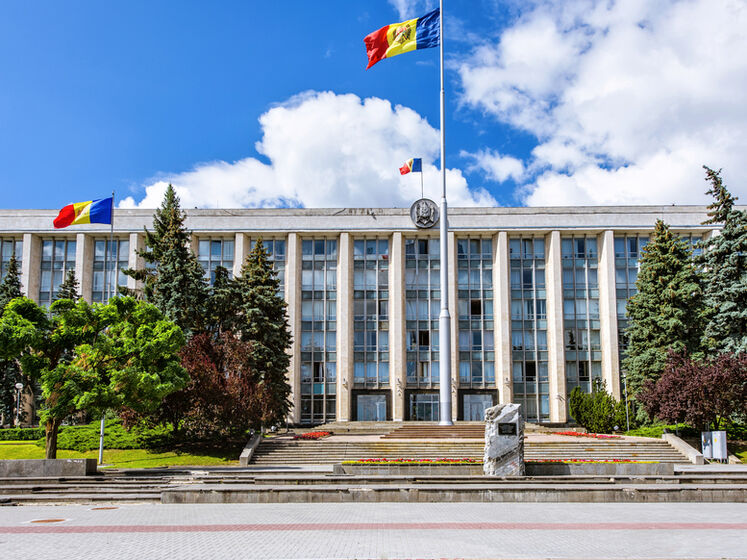 Парламент Молдовы одобрил резолюцию Национального собрания за евроинтеграцию