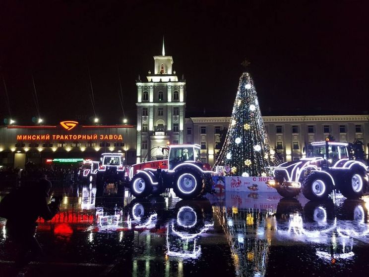 В Минске трактора танцевали вальс. Видео