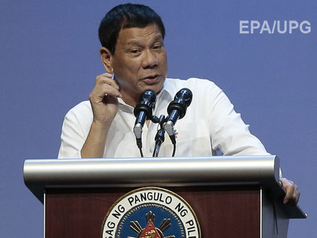 Президент Филиппин Дутерте пригрозил выбрасывать коррумпированных чиновников из вертолета