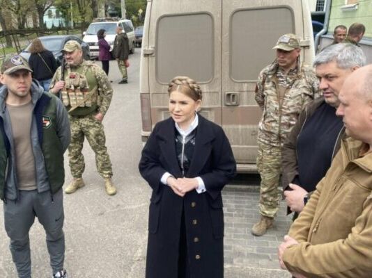 Тимошенко закликала у 2,6 раза збільшити витрати на перебування поранених бійців у шпиталях і платити їм 