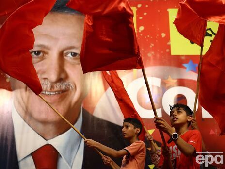 Після перемоги на виборах Ердогана очікують серйозні проблеми: у Туреччині зростає запит на політичні зміни, особливо серед молоді