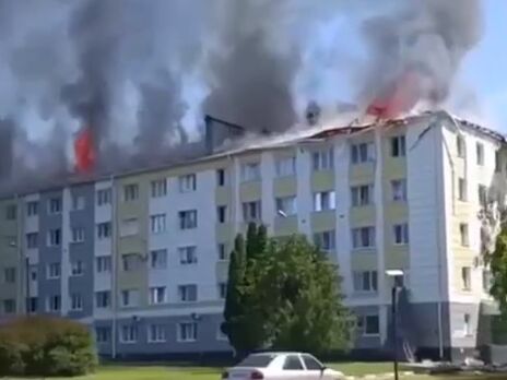 Біля російського Шебекіно точаться бої, горить будівля біля місцевої адміністрації. Російські добробати прозвітували про вдалі атаки на позиції РФ