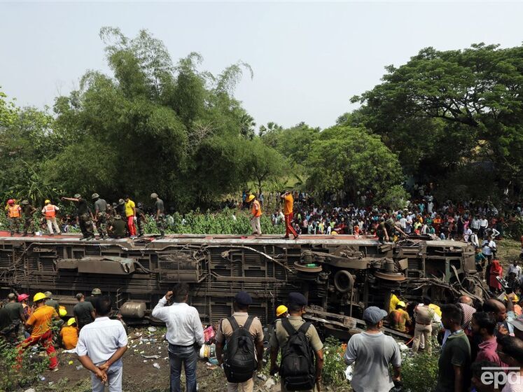Число жертв железнодорожной катастрофы в Индии достигло 288, травмированных – более 1 тыс.