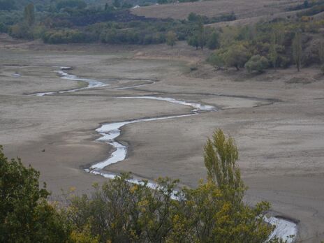 Без воды на 10–15 лет или не повлияет никак? Экологи спрогнозировали последствия подрыва Каховской ГЭС для Крыма