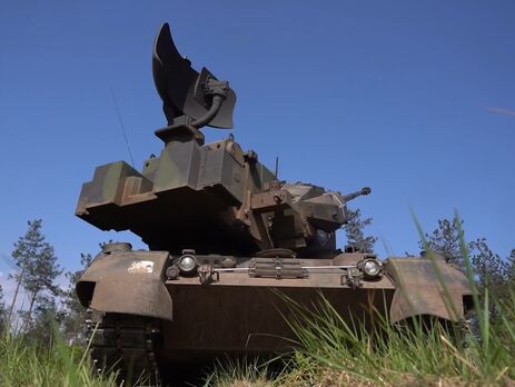 Германия передала Украине новый пакет военной помощи, в него вошли первые восемь вездеходов Bandvagn 206 и боеприпасы к Gepard