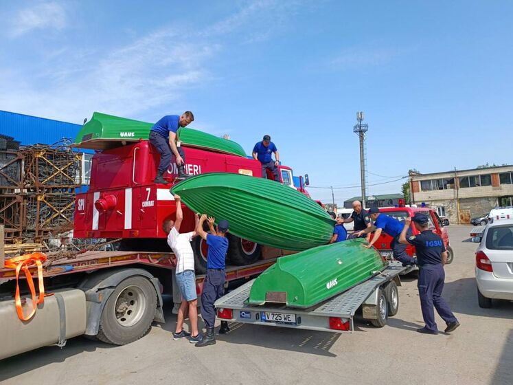 Молдова отправила в Украину спасателей и гуманитарную помощь для ликвидации последствий подрыва Каховской ГЭС