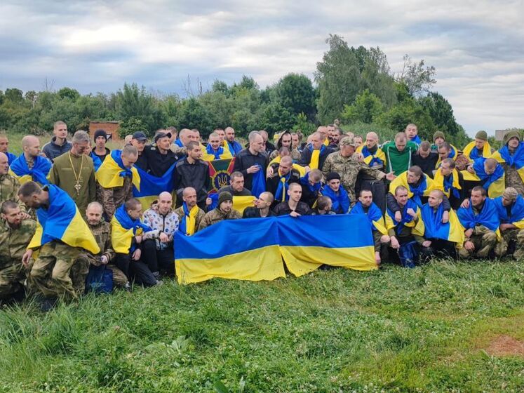 Украина вернула из российского плена еще 95 людей, среди них – пленные из Мариуполя, с ЧАЭС, острова Змеиный, из-под Бахмута, защитники "Азовстали"