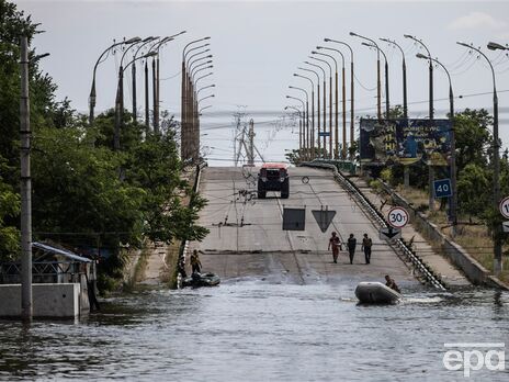 Оккупанты обстреливают Херсон