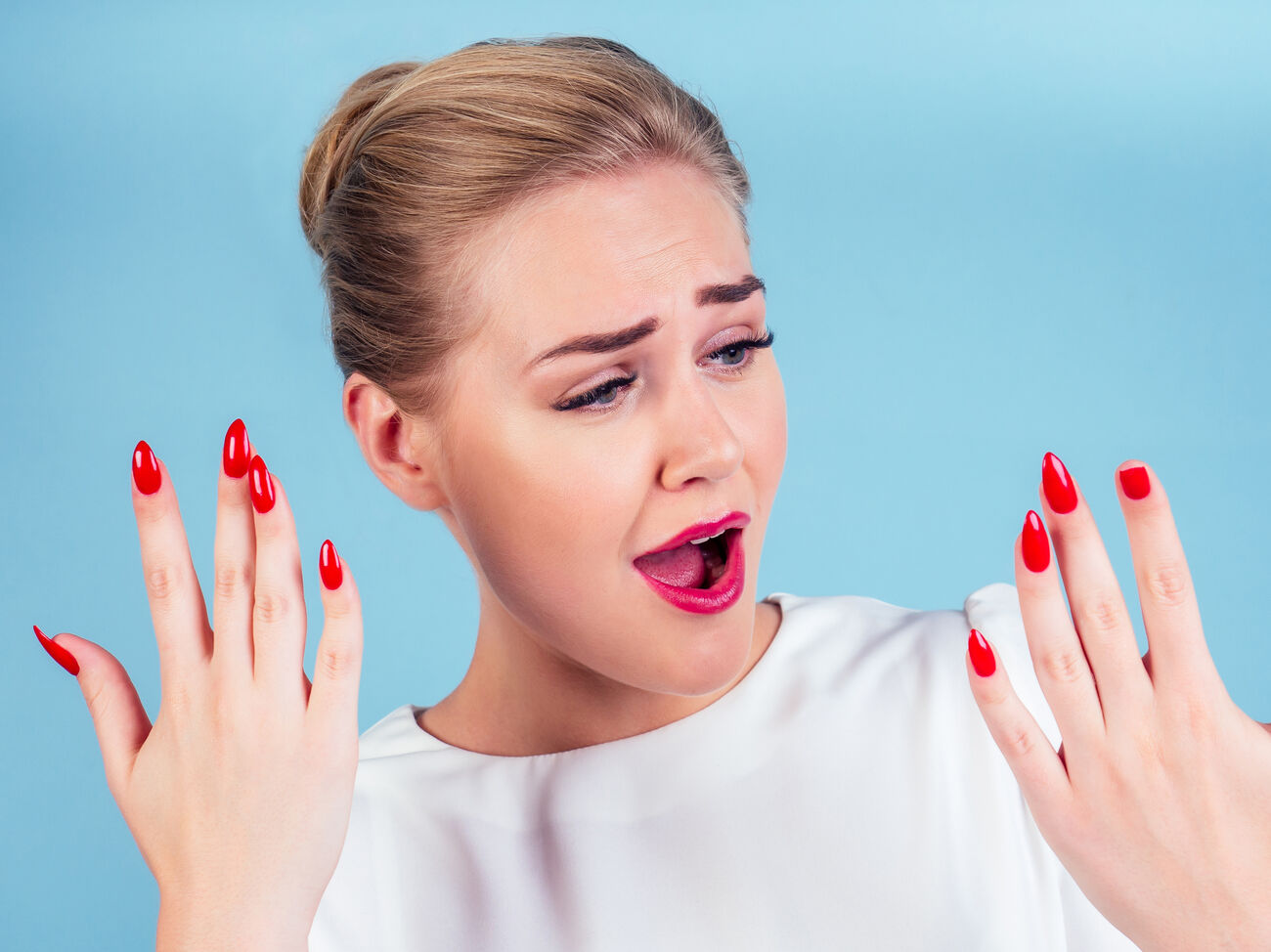 Эксперт рассказала, как дома легко починить сломанный ноготь / Бульвар ...