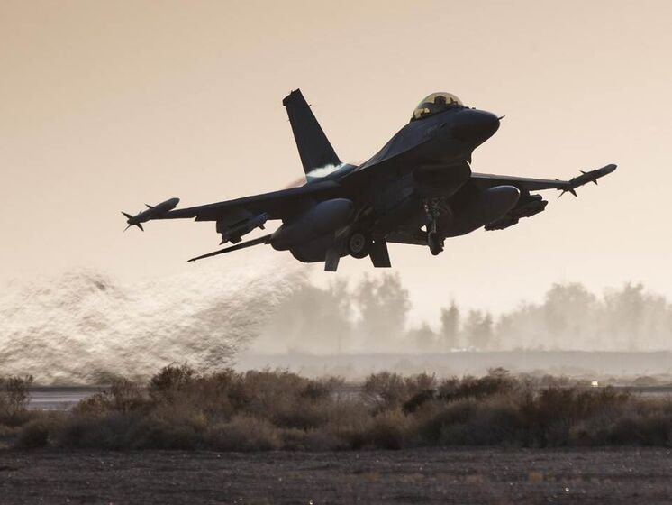 Минобороны Нидерландов работает над планом обучения украинских пилотов на F-16. Обнародованы три основные направления тренировок