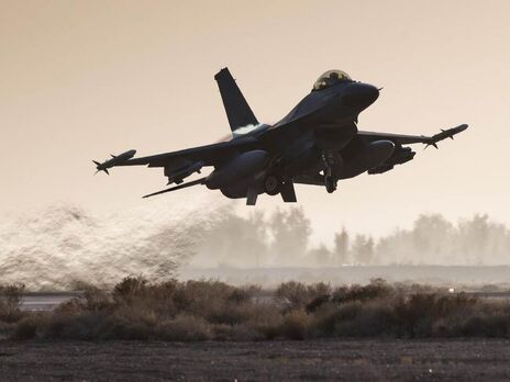 Міноборони Нідерландів працює над планом навчання українських пілотів на F-16. Оприлюднено три основні напрями тренувань