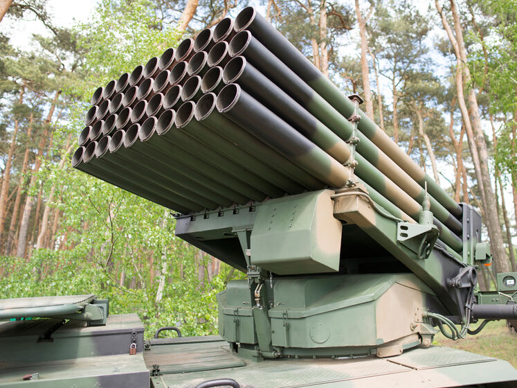 Дві країни НАТО передадуть Україні понад 10 тис. артилерійських снарядів