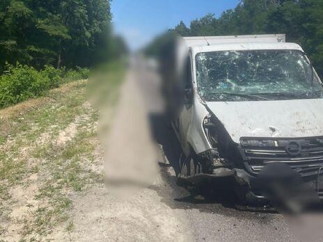 В результате ракетной атаки РФ в Киевской области ранены 82-летняя женщина и водитель, который ехал по автодороге – ОГПУ