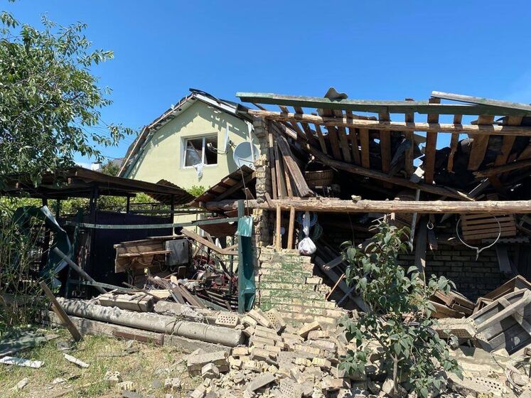 Унаслідок удару РФ у Київській області постраждали бабуся і двоє дітей, уламки ракети пошкодили понад 30 будинків – МВС