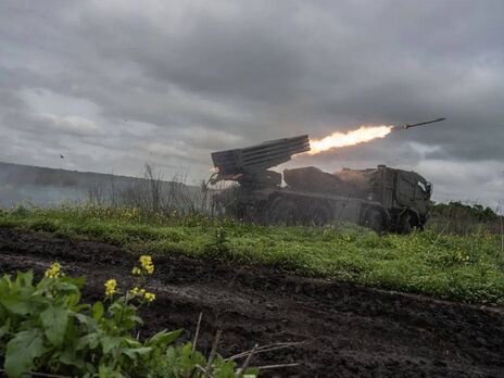 На таврийском направлении силы обороны уничтожили больше 30 танков и БМП, а также систему залпового огня 