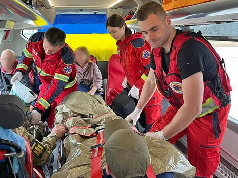 С начала полномасштабной войны в клиники за границей эвакуировали 3833 украинцев – Минздрав