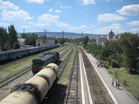 На сході Криму вночі підірвали залізницю