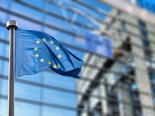 Послы стран ЕС согласовали 11-й пакет санкций против России. Он направлен на противодействие обходу ограничений