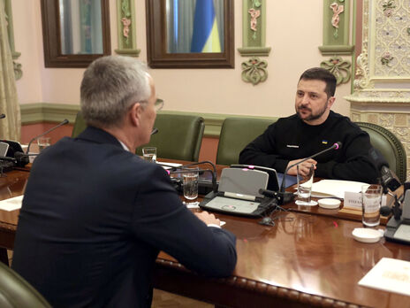 Зеленский о вступлении Украины в НАТО: Столтенберг знает мою позицию. Мы говорили: 