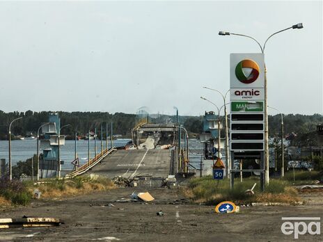 Оккупанты днем обстреляли Херсон, пострадали четыре человека