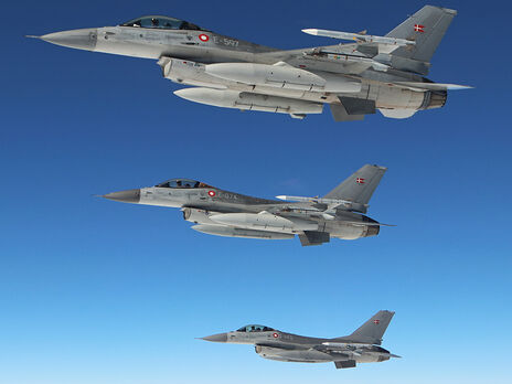 США надійшов запит від Данії щодо навчання українських пілотів на винищувачах F-16 – Пентагон