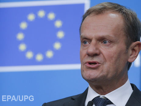 Туск поздравил украинцев с Новым годом и Рождеством на украинском языке